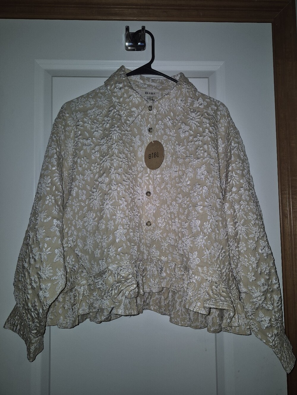 BIBI Floral Embroidered Beige Button-Up Top